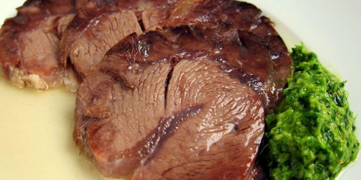 kokt kött på den japanska kosten